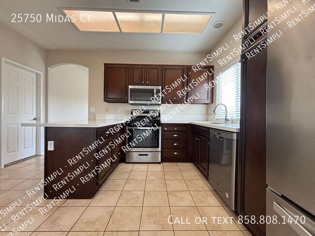 Building Photo - 25750 Midas Ct