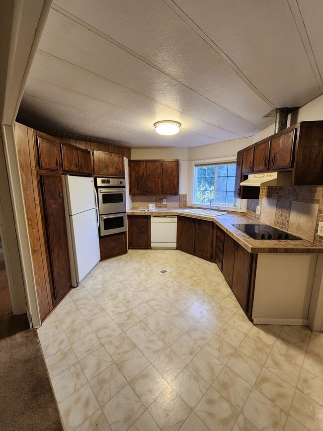 Building Photo - Lovely Home in Chehalis