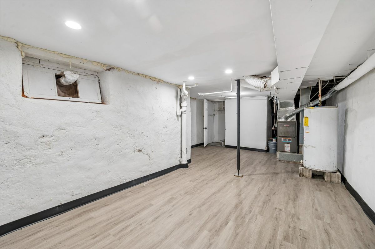 Building Photo - 1110 Morton Ave