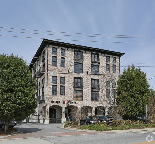 Building Photo - 5434 Peachtree Rd