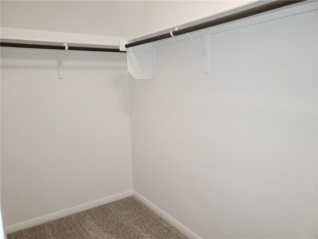 Building Photo - 416 Otto Ave