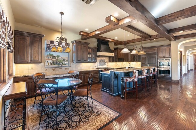 Building Photo - 15 Vía Lido