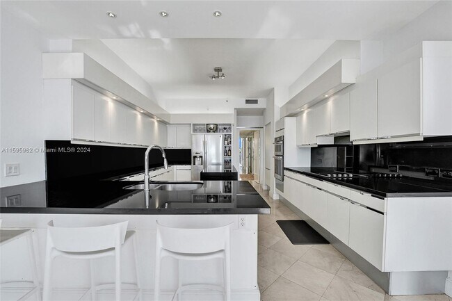 Building Photo - 3801 NE 207th St