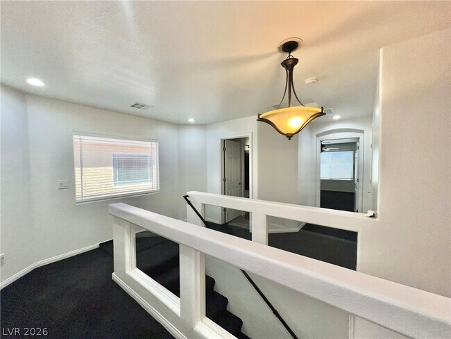 Building Photo - 8412 Golden Amber St