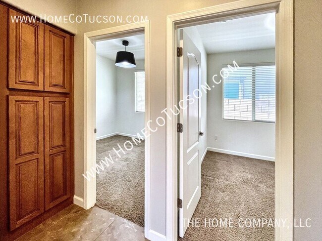 Building Photo - 12860 N Camino Vieja Rancheria