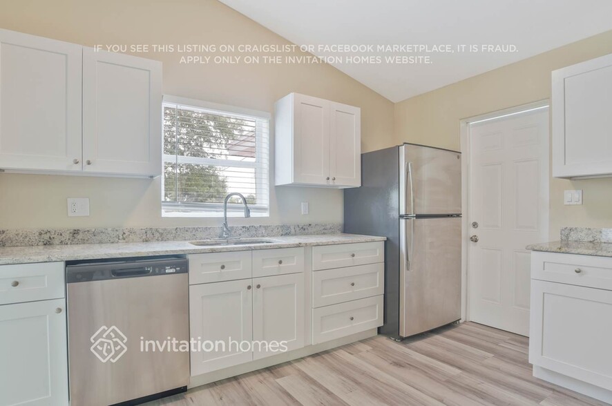 Building Photo - 1333 Stately Oaks Dr NW