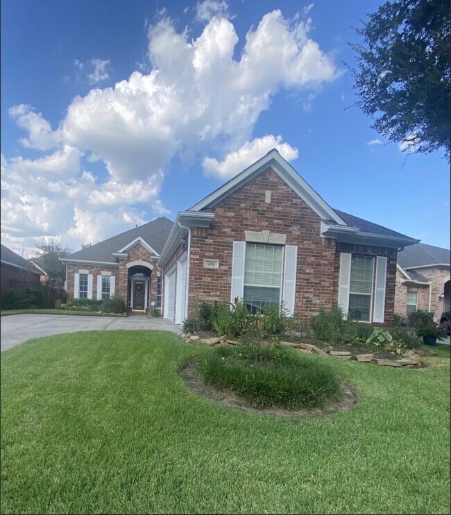 Building Photo - 5019 Shining Creek Ct