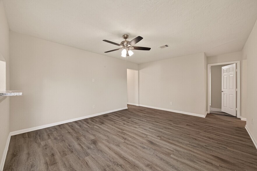 Building Photo - 5423 Grace Point Ln