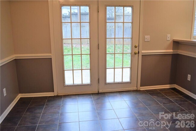 Building Photo - 21345 Aftonshire Dr