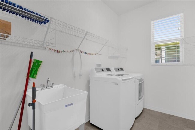 Building Photo - 15113 White Wagtail Ln