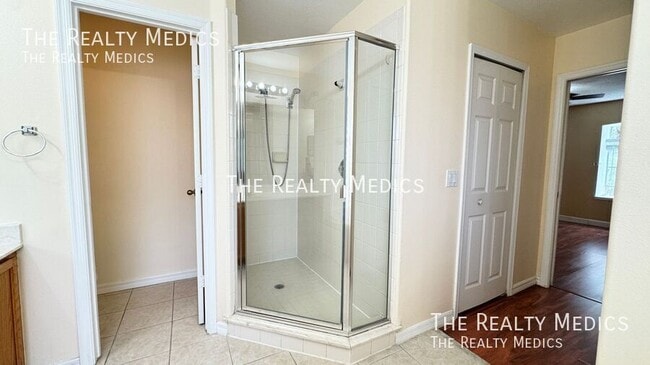 Building Photo - 13628 Tetherline Trail