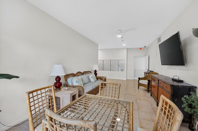 Building Photo - 2600 N Flagler Dr