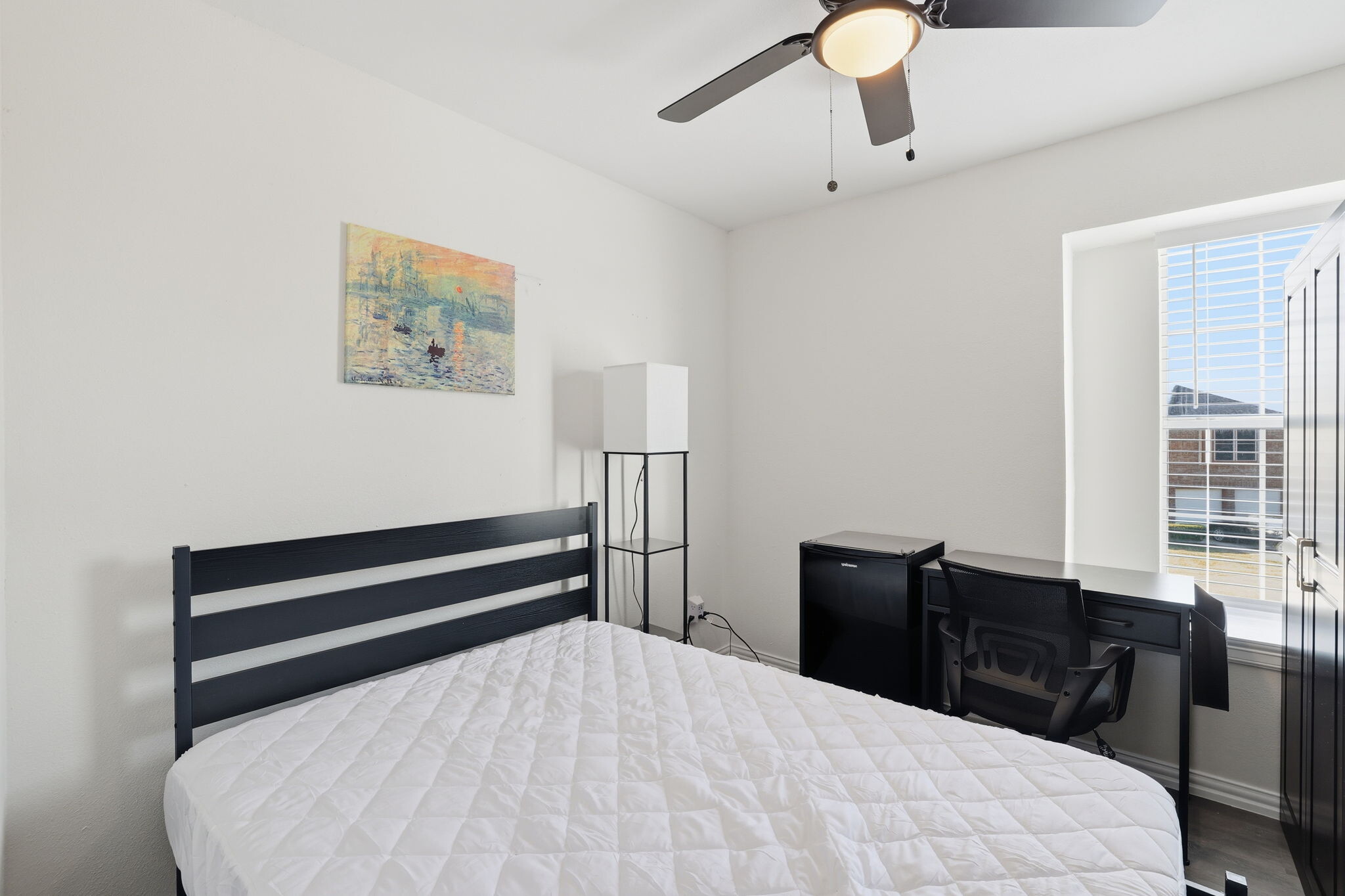 Building Photo - 1619 Collin Dr