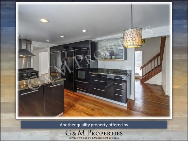Building Photo - Rarely Available 4-Bedroom House - in Pitt...