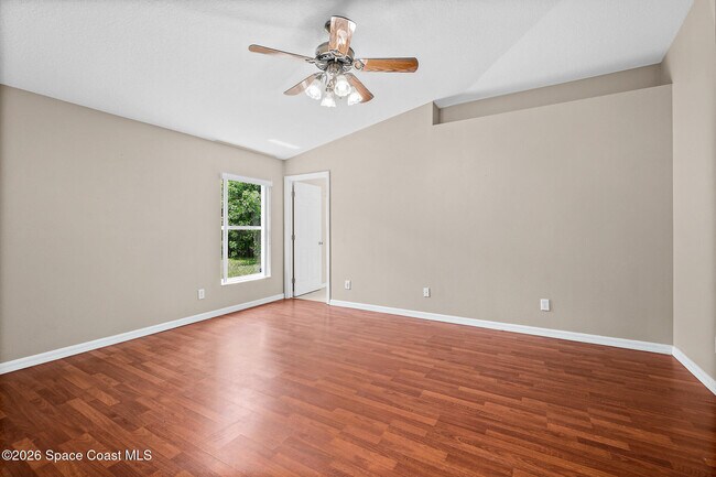 Building Photo - 2467 Deercroft Dr