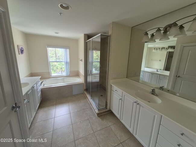 Building Photo - 890 Vignoles Ave NE