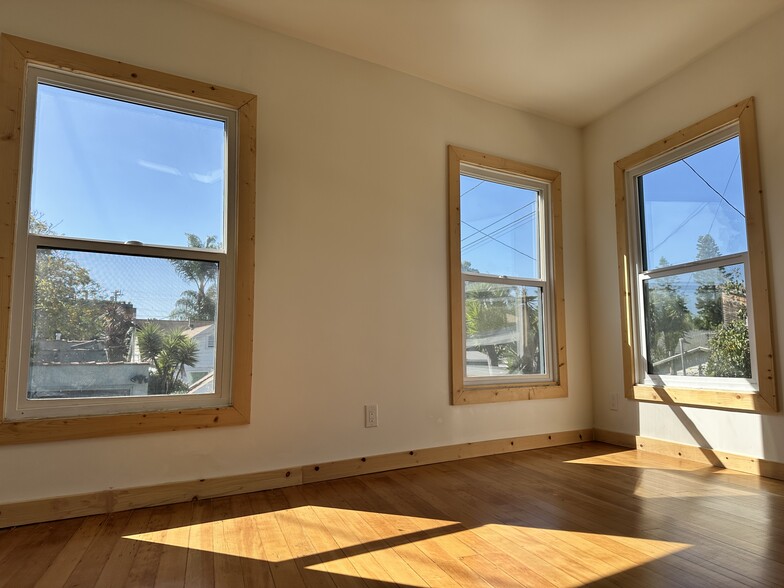 Building Photo - 1615 Shell Ave