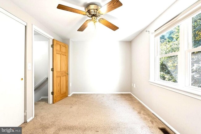 Building Photo - 32 Dorrell Ct