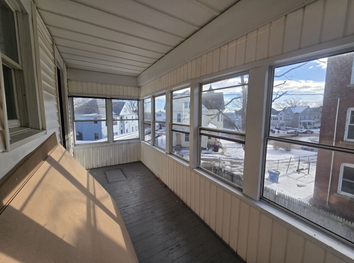 Building Photo - 32 Charles St