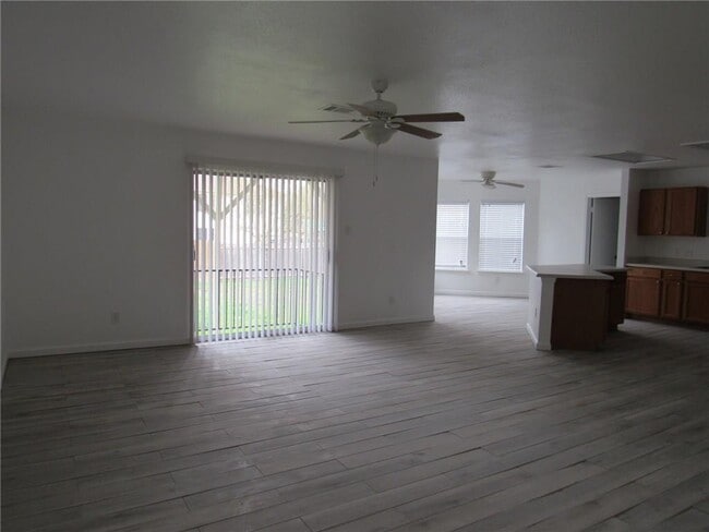 Building Photo - 2107 Deer Creek Trail
