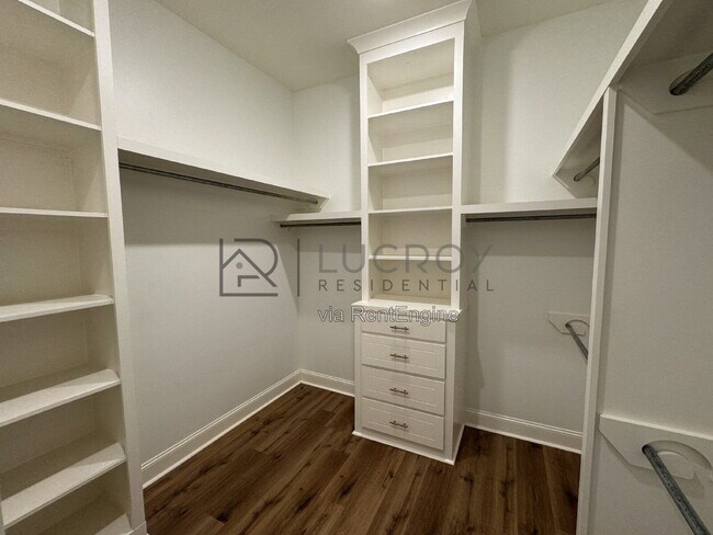 Building Photo - 203 Baleigh Dr