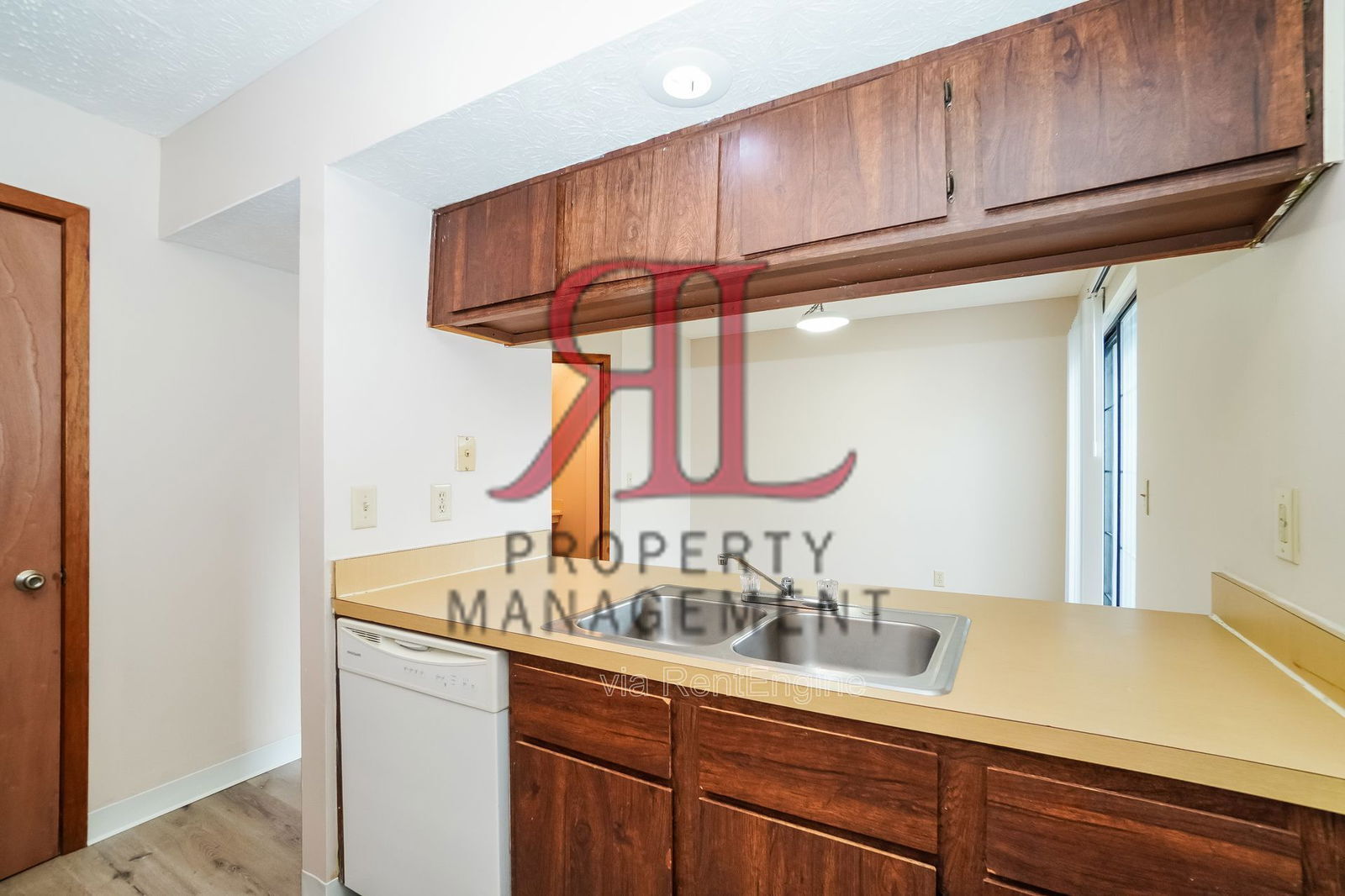 Building Photo - 320 Crosswind Dr