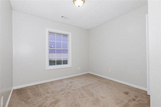 Building Photo - 1056 Grant Way SE