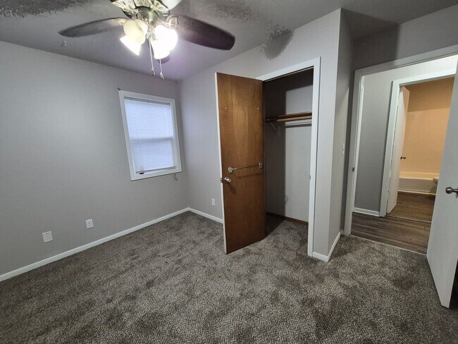 Building Photo - 3 Bedroom home with shed on corner lot ava...