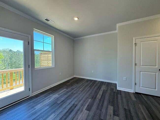 Building Photo - Charming 3BR Townhome in Wake Forest