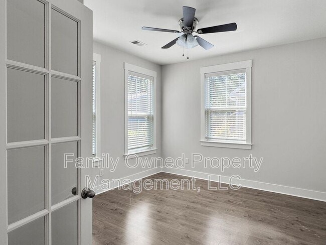 Building Photo - 201 Makemie Wy