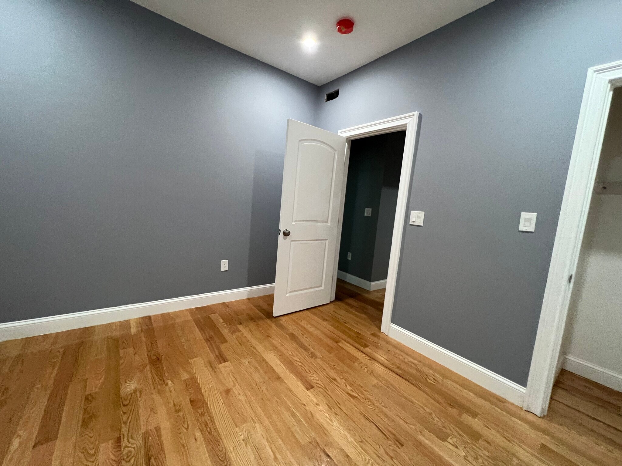 Building Photo - 339 Cambridge St