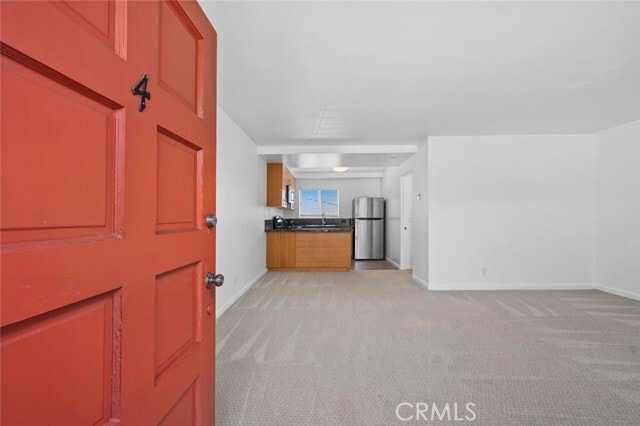 Building Photo - 585 Glenneyre St