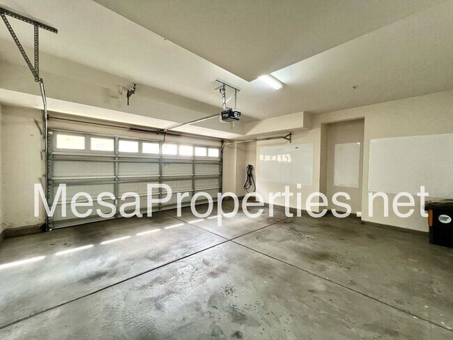 Building Photo - 12346 Claredon Dr