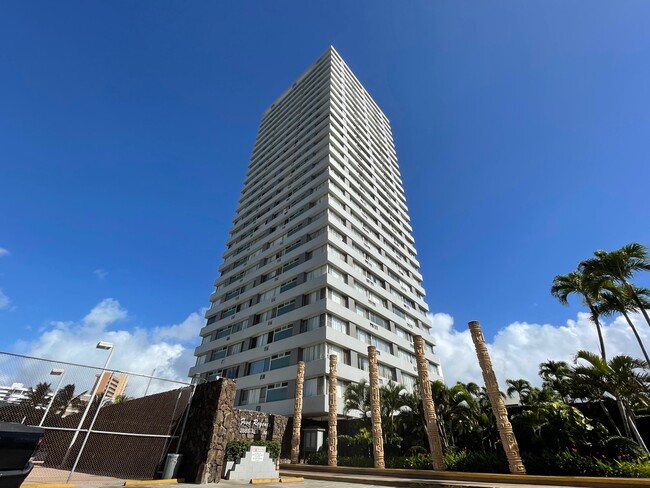 Building Photo - 2888 Ala Ilima St