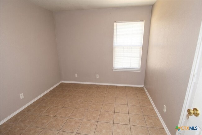 Building Photo - 304 Jeff Gordon Dr