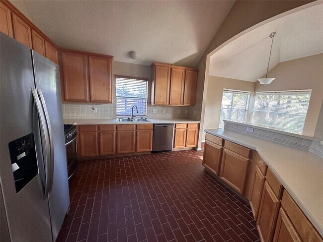 Building Photo - 3734 Paigewood Dr