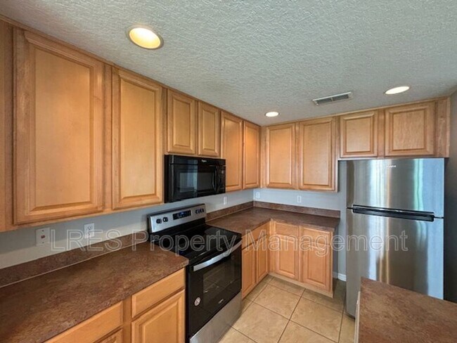 Building Photo - 4331 Aristocrat Point