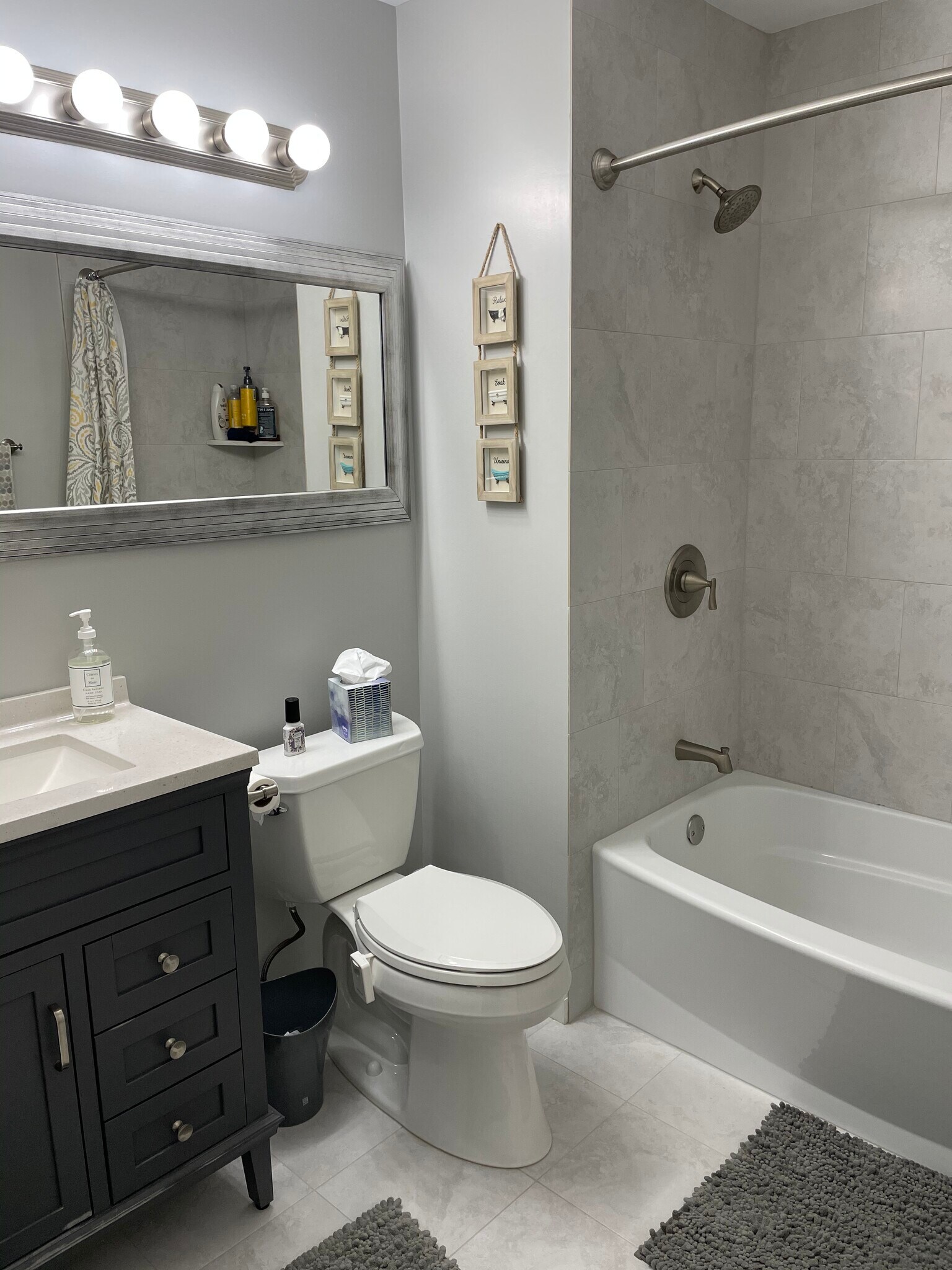 Building Photo - 165 Essex Ave