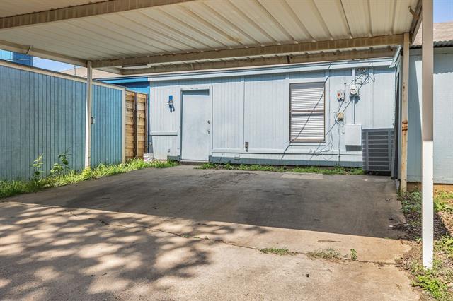 Building Photo - 2305 Miguel Ln