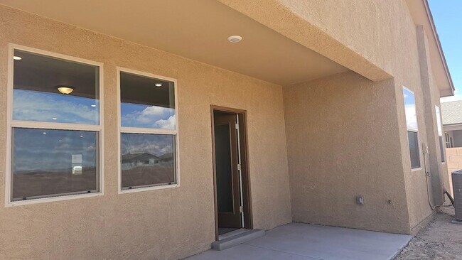 Building Photo - 1449 Vista Grande Lp