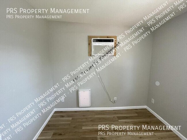 Building Photo - 3424 N Apache Cir