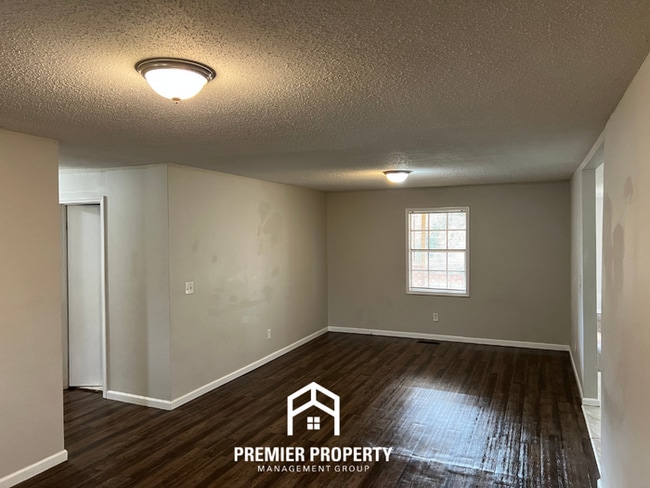 Building Photo - 239 Wilbanks Rd