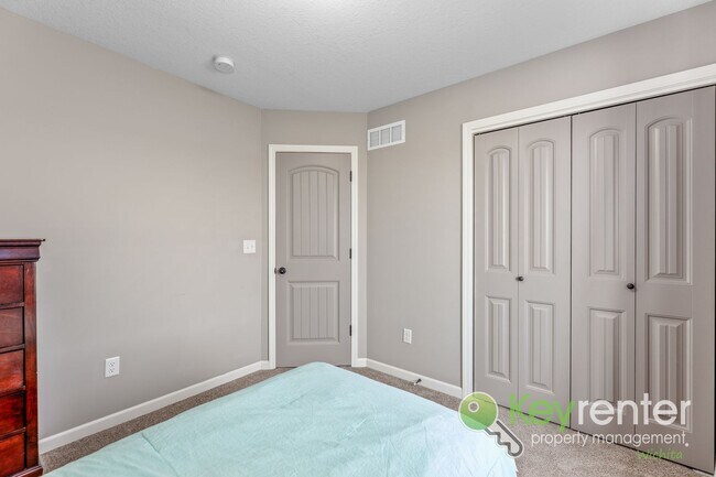 Building Photo - Spacious 4-Bedroom Home with Finished Basement & 3-Car Garage – Derby, KS