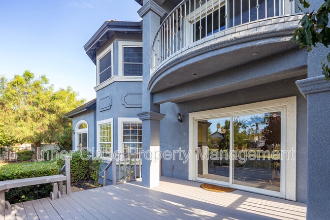 Building Photo - 5771 Gateway Ct