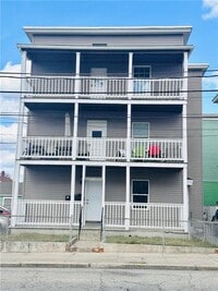 Building Photo - 518 Privilege St