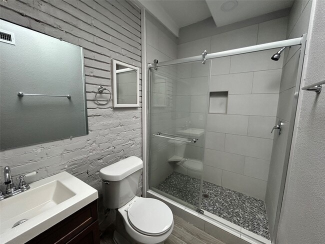 Building Photo - 219 Marshall St