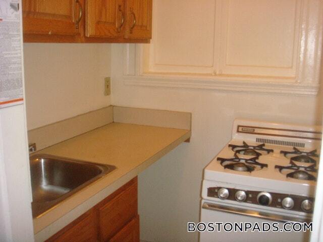 Building Photo - 46 Westland Ave