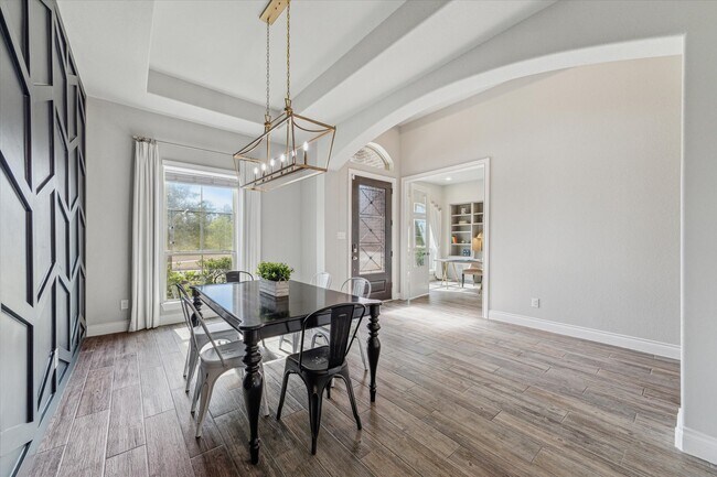 Building Photo - 16503 Whiteoak Canyon Dr