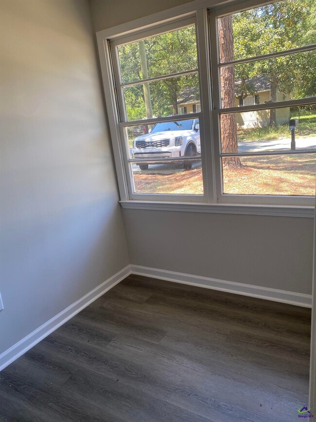 Building Photo - 115 Arnold Blvd