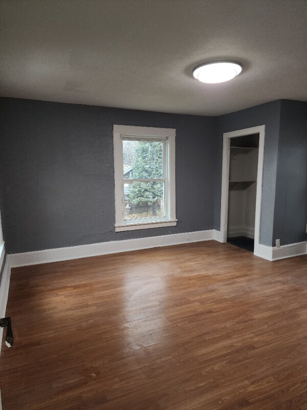 Building Photo - 118 E Archer Ave
